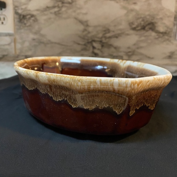 * McCoy Pottery Brown Drip Oval Baking Bowl Oven Proof Stonewear Brown Drip - Picture 2 of 6